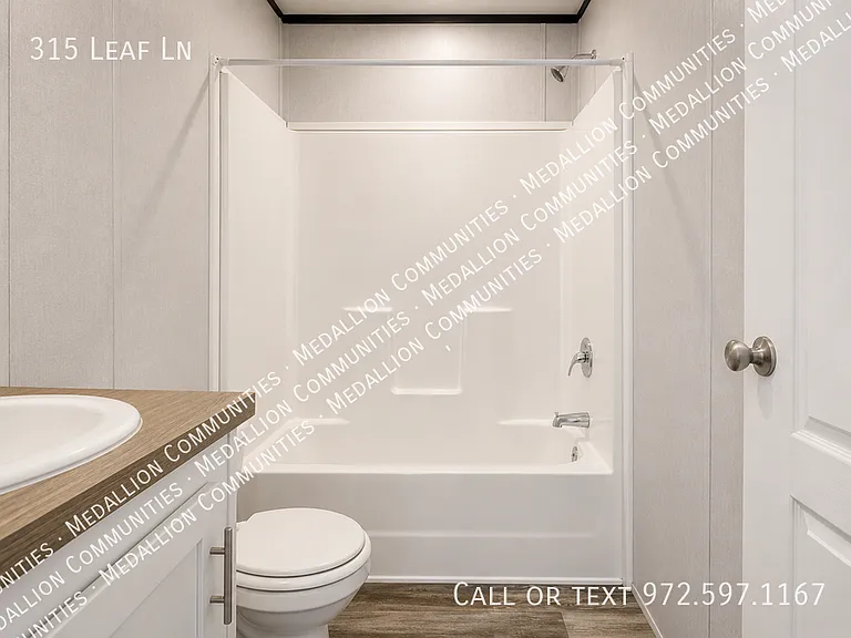 315 Leaf Ln — Photo 3