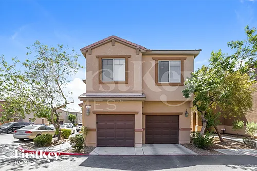 677 Calamus Palm Pl Photo 1