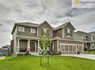 8043 NE 100th Ter, Kansas City, MO 64157