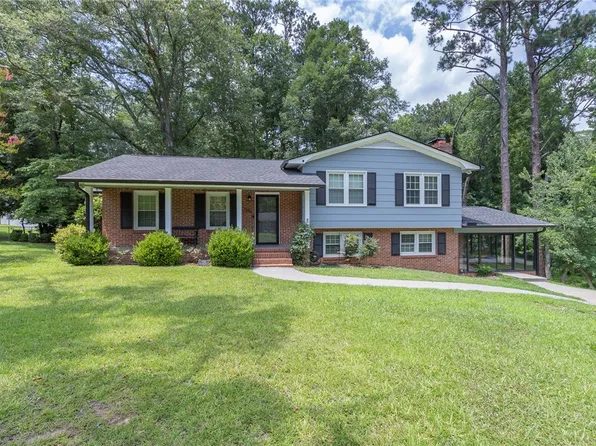 108 Briarwood Dr, Belton, SC 29627