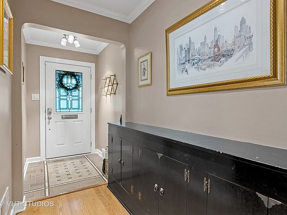 2nd image of 518 N Euclid Ave