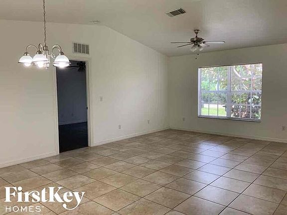 4th image of 3201 SW Collings Dr