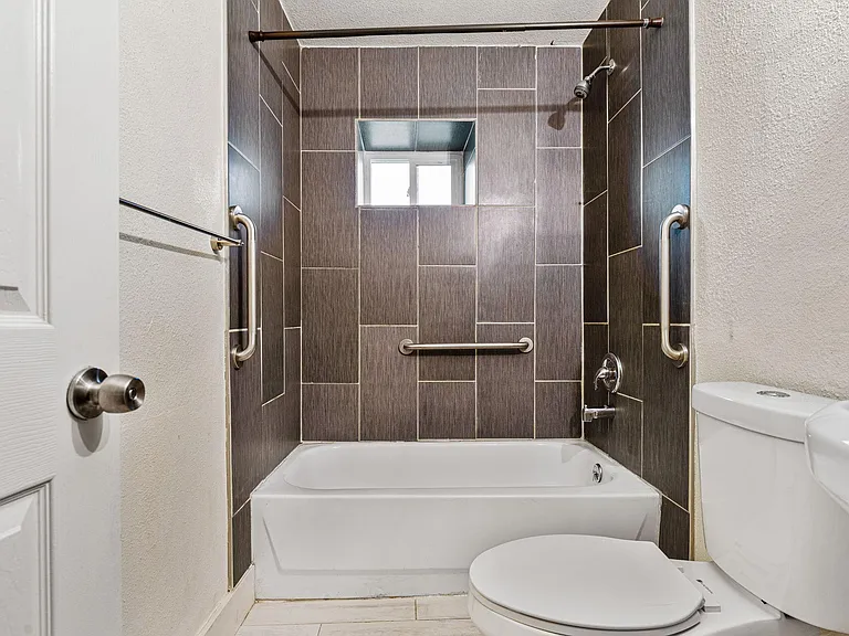 1214 Zephyr St #1214 — Photo 14