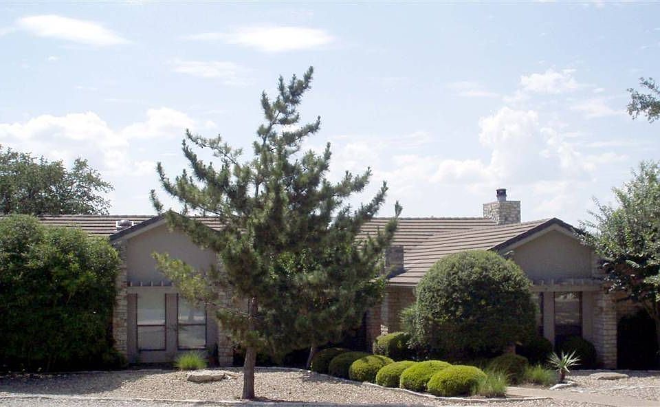 1st image of 107 The Hills Dr