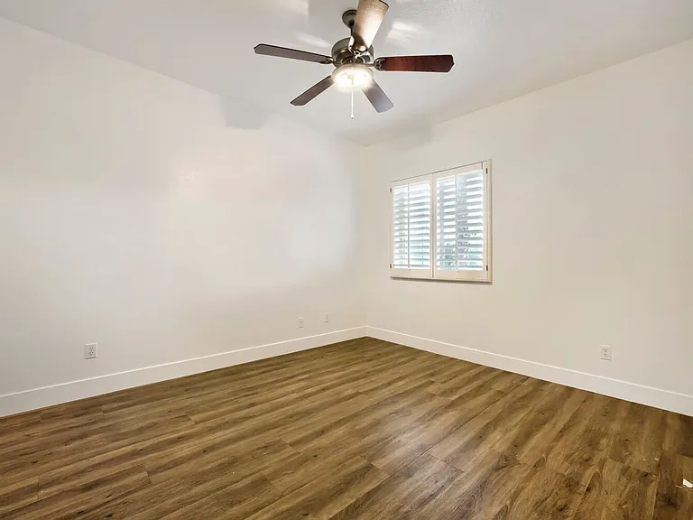 1416 Palantine Hill Dr — Photo 13