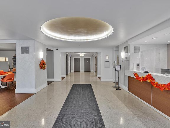 5th image of 4000 Tunlaw Rd NW APT 220