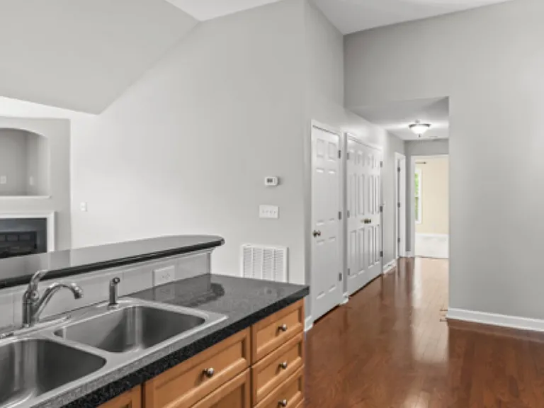 4762 Tatton Park Cir #D — Photo 4