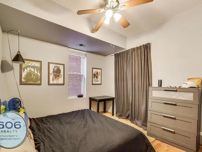 West Town Apartments! — Photo 6