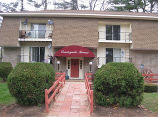 20 Dearborn Rd APT 2, Northfield, NH 03276