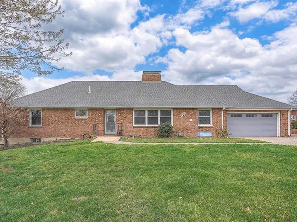 6606 NW Hilldale Dr, Kansas City, MO 64151