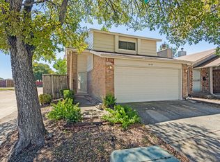 2820 Southern Cross Dr, Garland, TX 75044