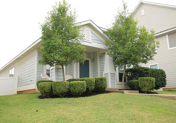 2nd image of 10116 Cherry Hill Ln
