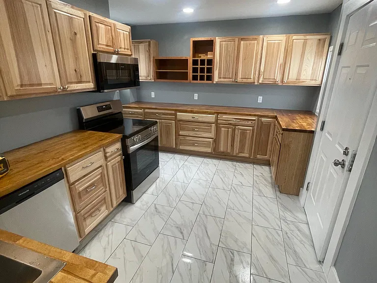 326 Main St #201 — Photo 1