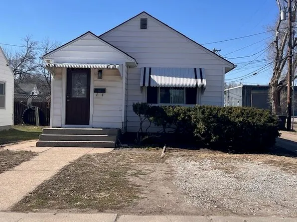 962 26th Ave, Columbus, NE 68601