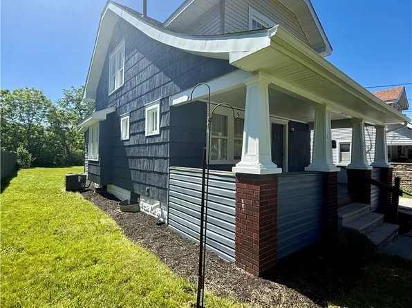 586 Brittain Rd, Akron, OH 44305