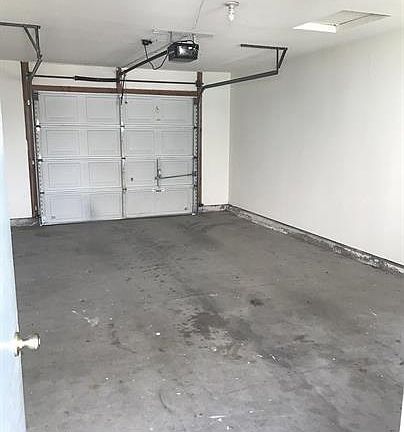 4th image of 265 McNary Cir