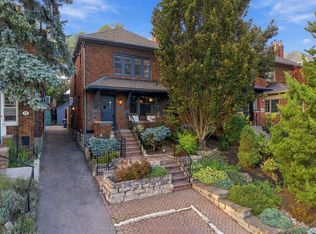 26 Larkin Ave, Toronto, ON M6S 1L8