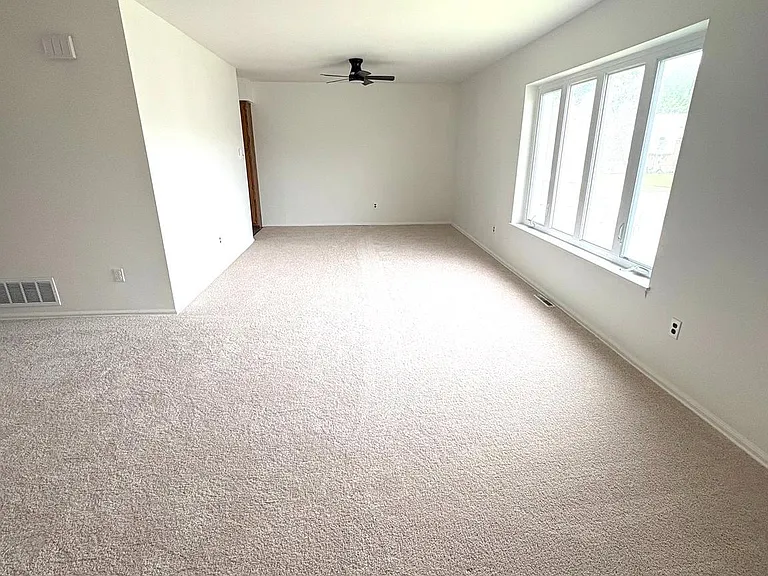 11 Sheldrake Rd — Photo 7