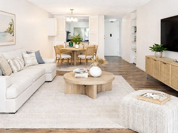 3rd image of 469 Ena Rd APT 811