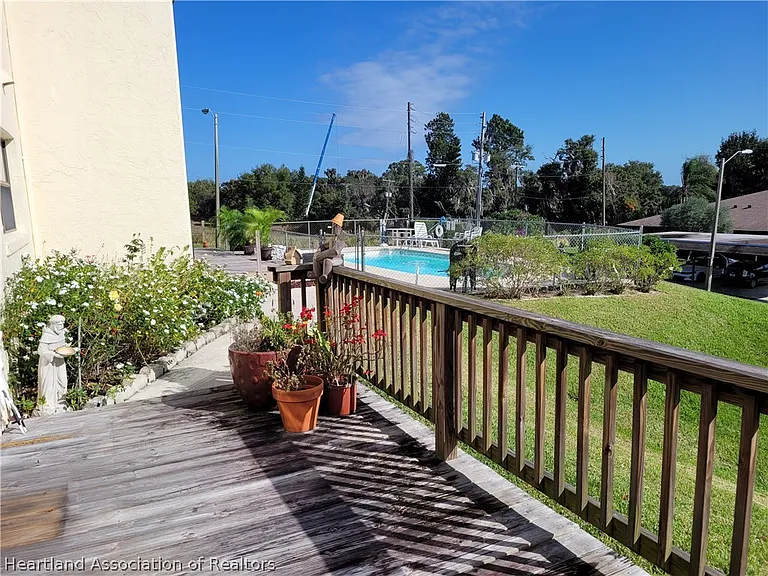 14 Charlton Dr — Photo 24