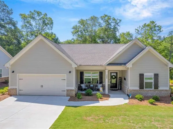 396 Sunset Dr, Statham, GA 30666