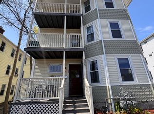 236 Pilgrim Ave #3, Worcester, MA 01604