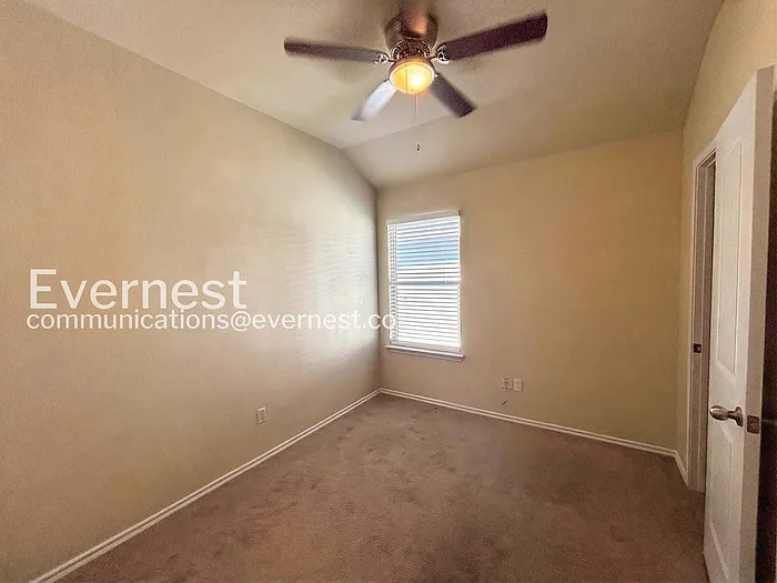 12904 Tinker St — Photo 8