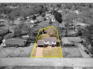 569 Hazelwood Dr, Florence, AL 35633