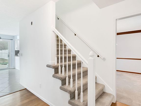3rd image of 14500 Skybreeze Dr