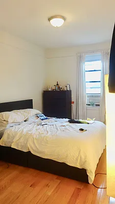 Rented by Grand & Co. | media 27