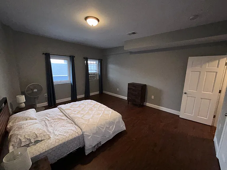 26 Bessom St #3 — Photo 19
