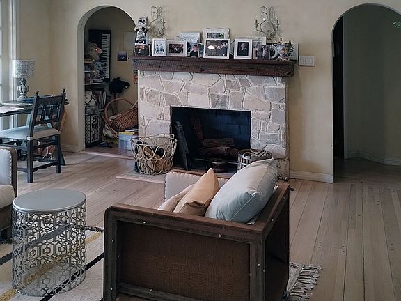 4th image of 9706 Cresta Dr