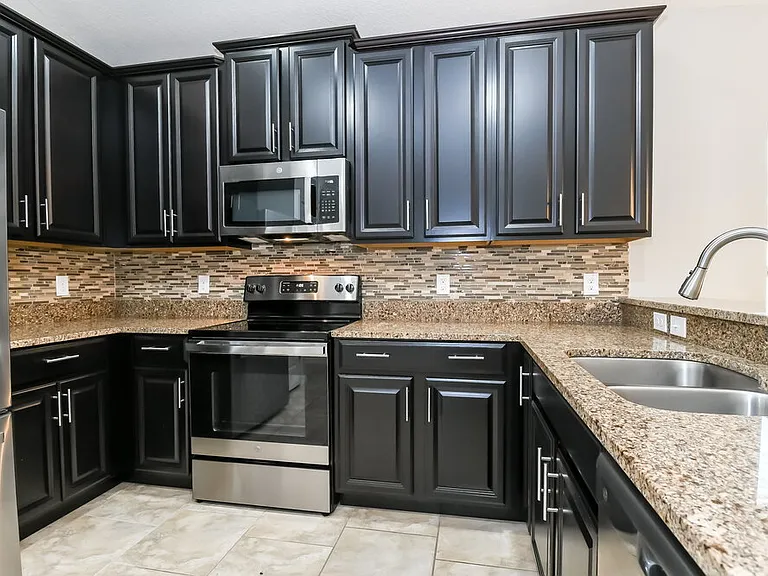 346 Vitoria Rd — Photo 6