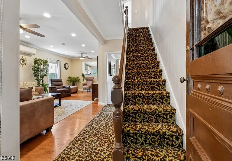 412 Millburn Ave — Photo 3
