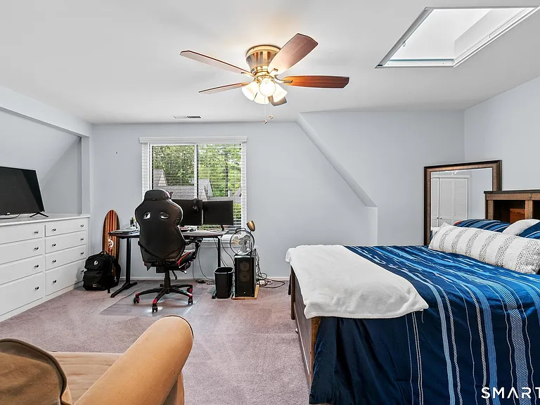 7 Pond Cir #7 — Photo 19