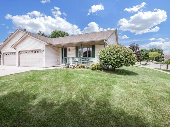 2202 Summit STREET, Manitowoc, WI 54220