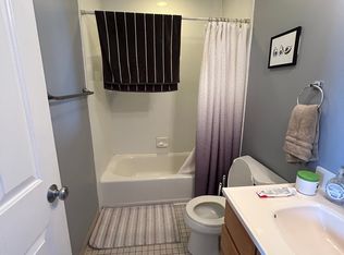 3941 N Monticello Ave APT 303, Chicago, IL 60618