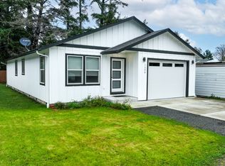 1350 13th Ave, Seaside, OR 97138