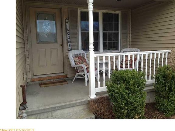 5th image of 26 Hodgkins Dr