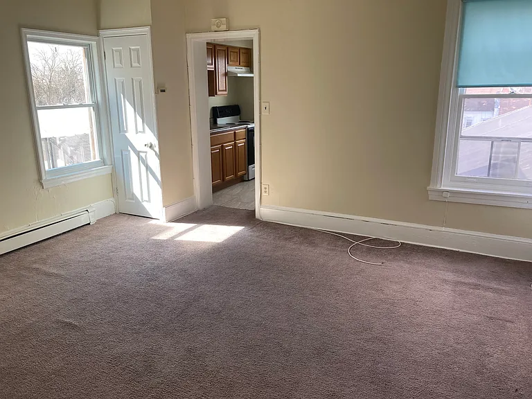 1349 Dekalb St #3 — Photo 17