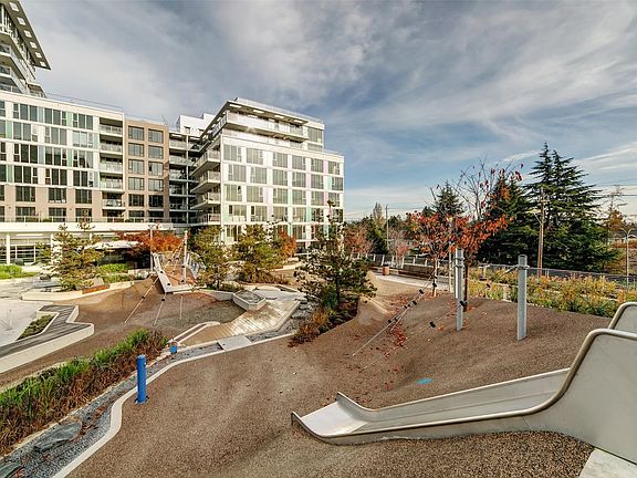 3rd image of 8988 Patterson Rd #616