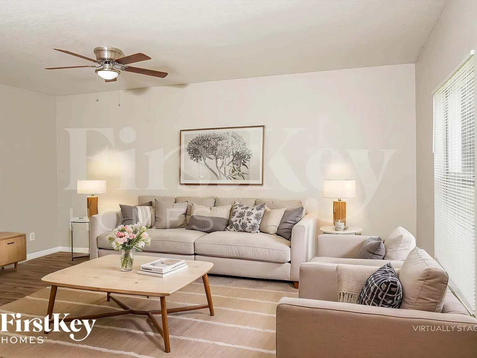 4 bed, 2.0 bath, 1400 sqft, $1,490 — Photo 3