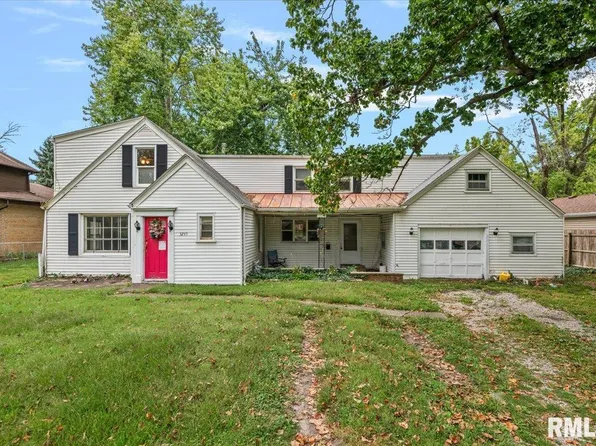 3245 S 2nd St, Southern View, IL 62703