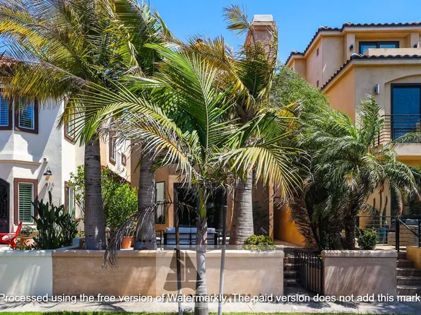 414 12th St, Huntington Beach, CA 92648