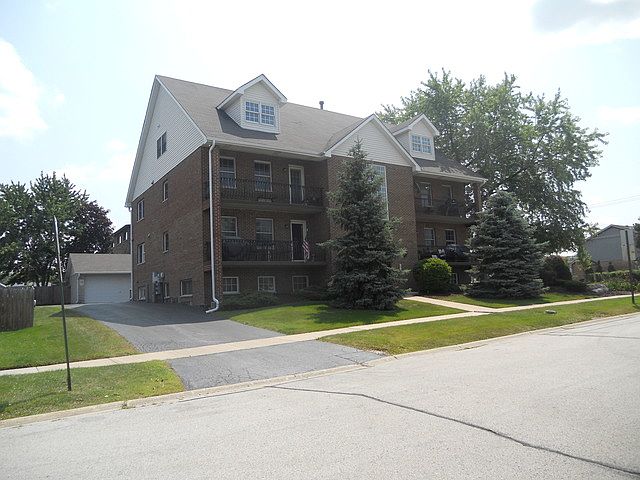 1st image of 16651 Theresa Ln