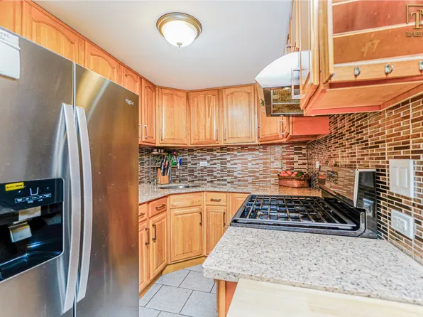 22 Gordon Street image 10 of 32