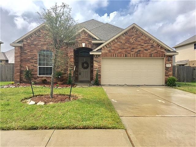 1st image of 1524 Meadow Wood Dr