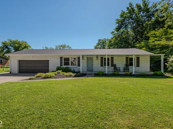 3375 Carolina St, Columbus, IN 47203