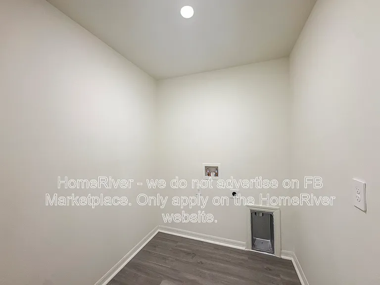 1822 NW 27th Ter — Photo 12
