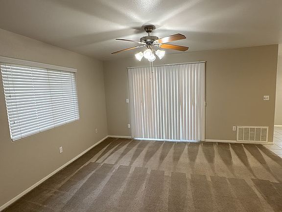 2nd image of 2916-18 N Terrace St #2645-2647